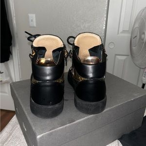 Giuseppe Zanotti Size 9.5